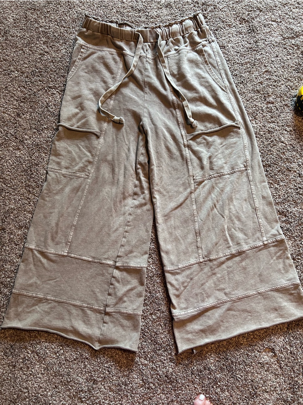 Three Bird Nest Crop Wide-Leg Drawstring Pants in Mocha
